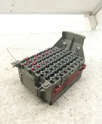 Volvo V70 Fuse module 9162439