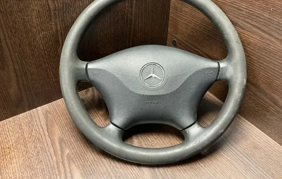 Mercedes-Benz Sprinter W906 Steering wheel 9064640201 9068601202 306351199162