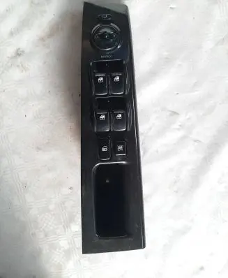 KIA Sorento Electric window control switch FYSD53 M418