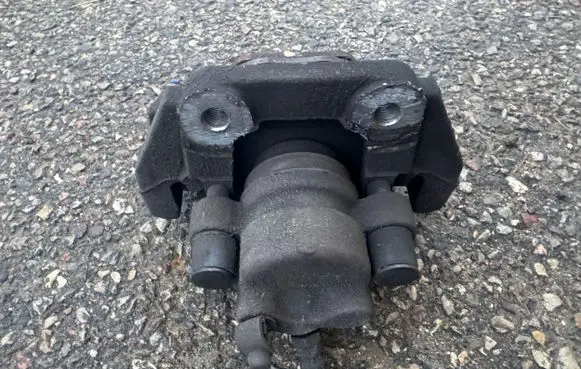 BMW 7 F01 F02 F03 F04 Rear brake caliper