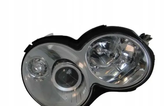 Mercedes-Benz C W203 Headlights/headlamps set 