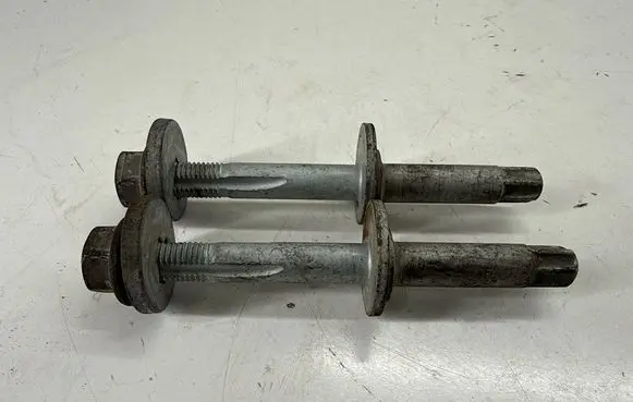 BMW X1 E84 Rear suspension camber bolt 6863853 33326863853
