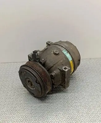 Renault Megane I Air conditioning (A/C) compressor (pump) 7700105765 6561320 1135309