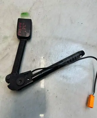Ford Fusion Front seatbelt buckle 2S6AA61209AC