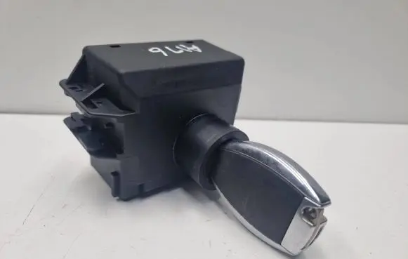 Mercedes-Benz A W176 Ignition lock A2469050802 2469050802