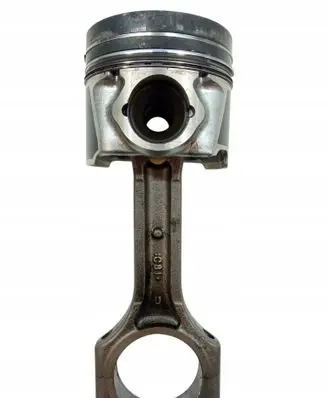 Hyundai i30 Piston with connecting rod P289
