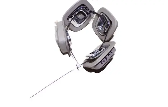 Citroen C5 Tie down hook / loop 9681943777 9783726377