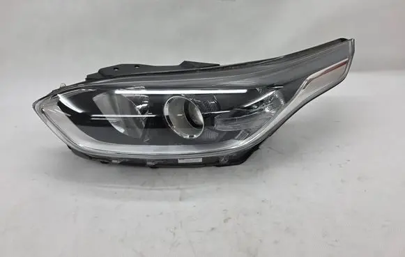 KIA Ceed Headlight/headlamp 92101J7050