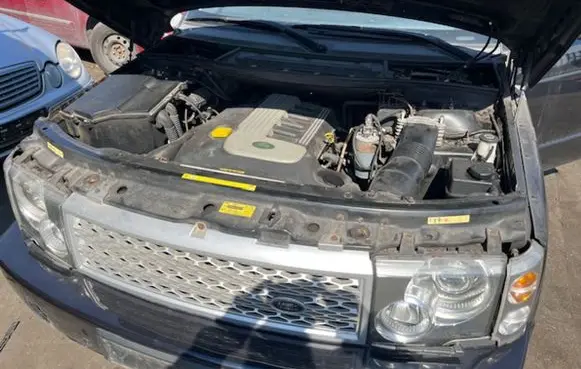 Land Rover Range Rover L322 Engine