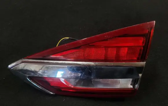 Ford Fusion II Tailgate rear/tail lights KS7313A602BD
