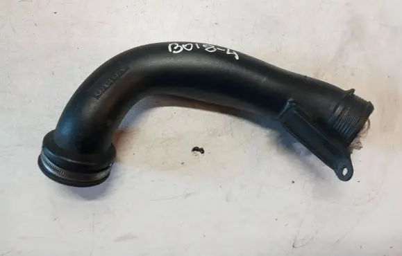 Volvo V70 Intercooler hose/pipe 30741667