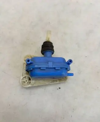 Audi 100 200 5000 C3 Central locking vacuum pump 443862153B 0235233