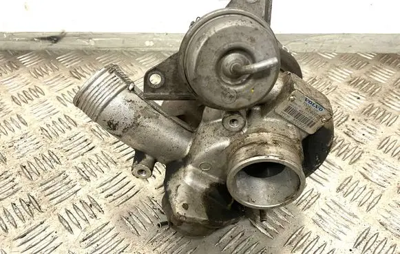 Volvo S60 Turbo 4937706310 TD04L12T 8603227