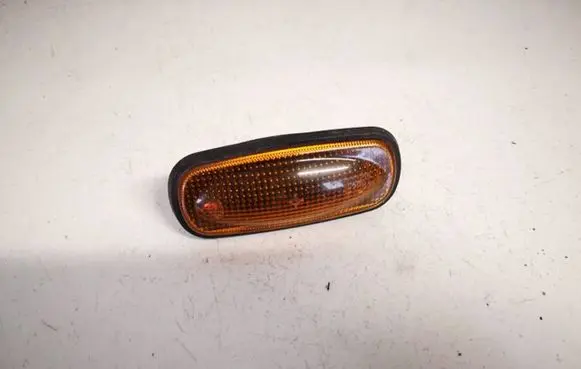 Land Rover Freelander Front fender indicator light 236577