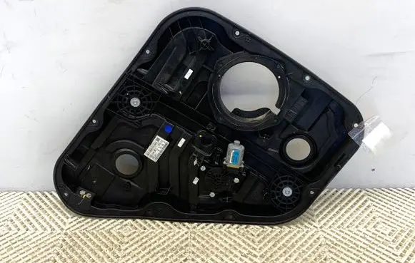 Hyundai Tucson TL Rear door window regulator with motor 83470D7600