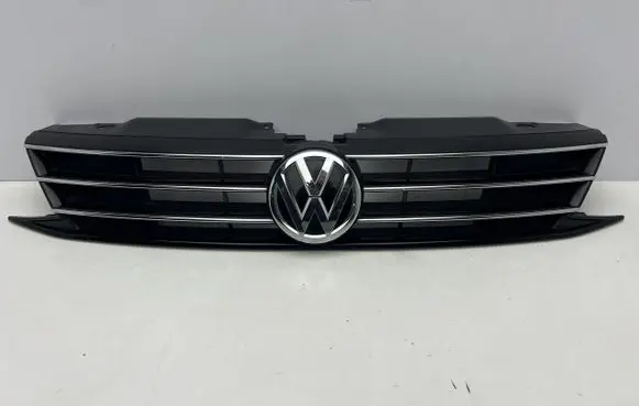 Volkswagen Jetta USA Front bumper upper radiator grill 5C6853655F