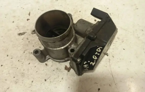 Volkswagen PASSAT B6 Throttle valve 03L128063E A2C53338105