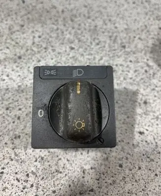 Volvo S70 V70 V70 XC Light switch 9472474