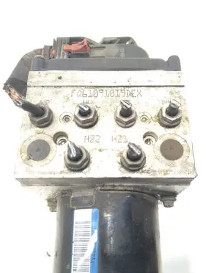 Volkswagen PASSAT B6 ABS Pump 3C0614095P 16332501A
