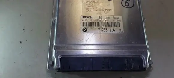 BMW 5 E39 Engine control unit/module 0281001830 7785116