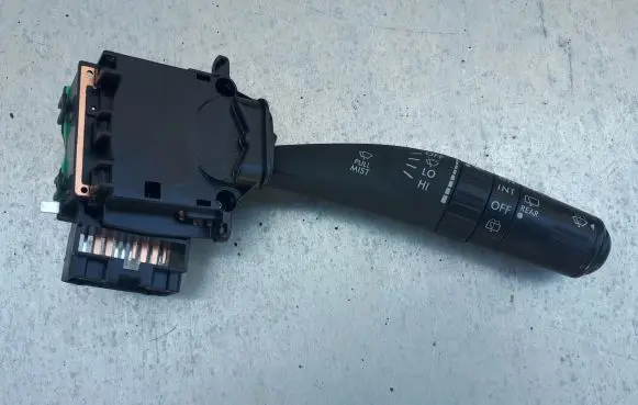 Subaru Outback Wiper control stalk 17A164
