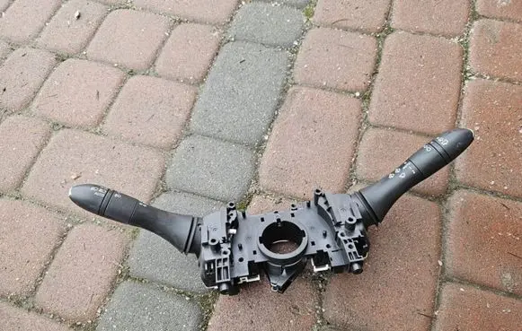 Renault Megane IV Multifunctional control switch/knob 255678341R