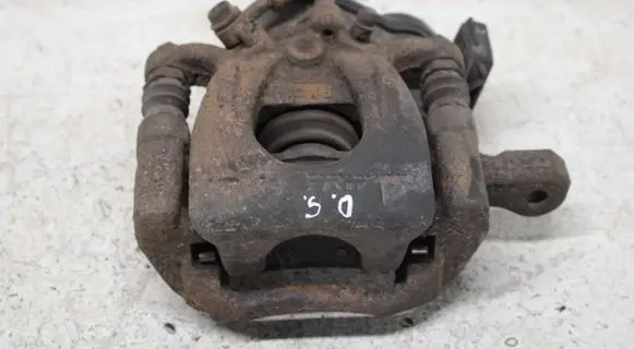 Nissan X-Trail T32 Rear brake caliper 440004CA0A
