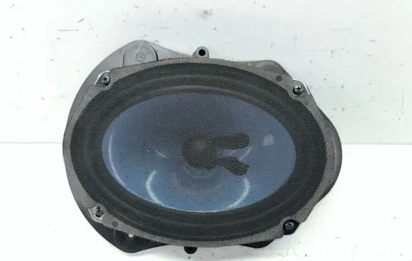Dodge Challenger Front door speaker 05091629AA 52851560AA