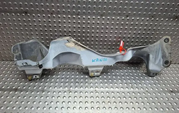 Renault Kangoo II Fender mounting bracket S26301597 8200381901