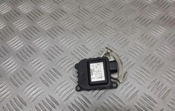 Audi A4 S4 B5 8D Central body control module 8D1820511E