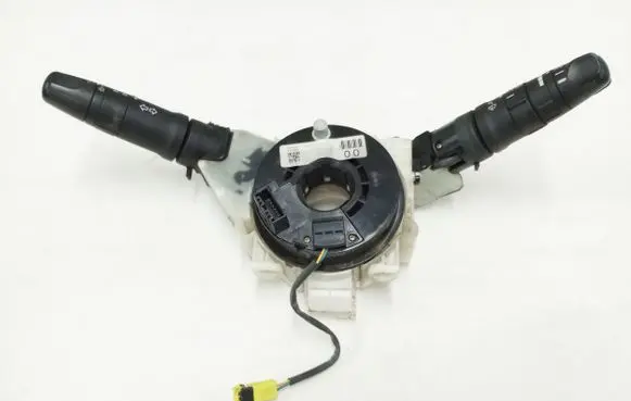 Nissan Micra C+C Steering wheel buttons/switches 25560AX600