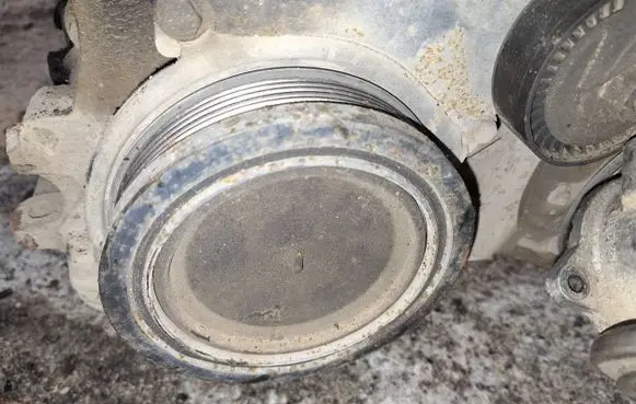 Volkswagen PASSAT B6 Crankshaft pulley