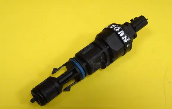 Dacia Logan I Speed sensor (speedometer sensor) 8200547283