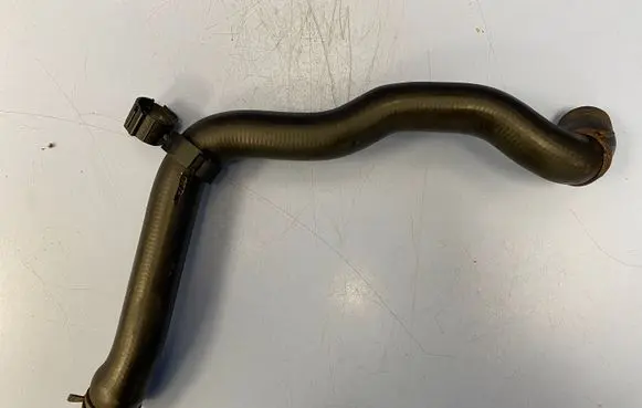 Skoda Fabia Mk1 (6Y) Engine coolant pipe/hose 6Q0122051BQ