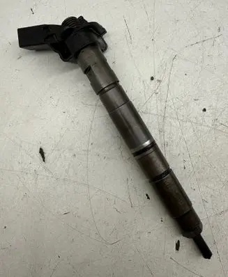 Audi A4 S4 B7 8E 8H Fuel injector 059130277S 0445115 050118