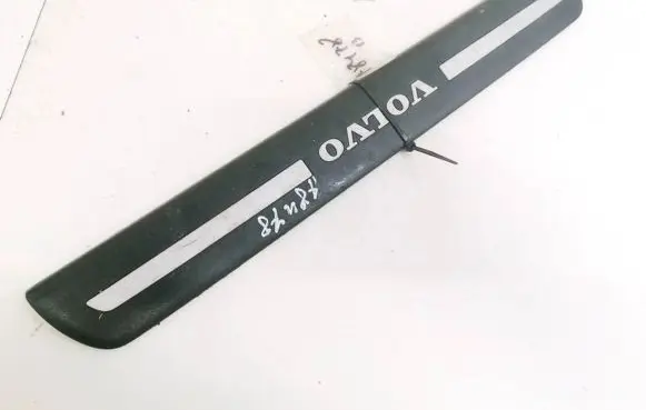 Volvo V50 Front sill trim cover 08622671