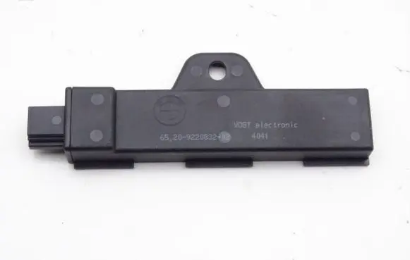 BMW X5 F15 Antenna control unit 9220832