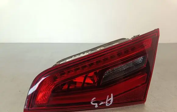 Audi A3 S3 8V Tailgate rear/tail lights 8V4945094A 0269821
