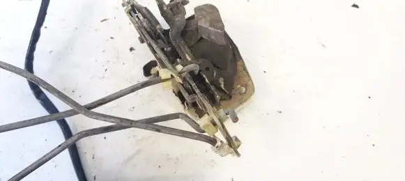 Mazda 323 F Rear door lock