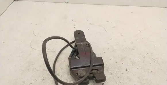 Tailgate/trunk/boot lock/catch/latch