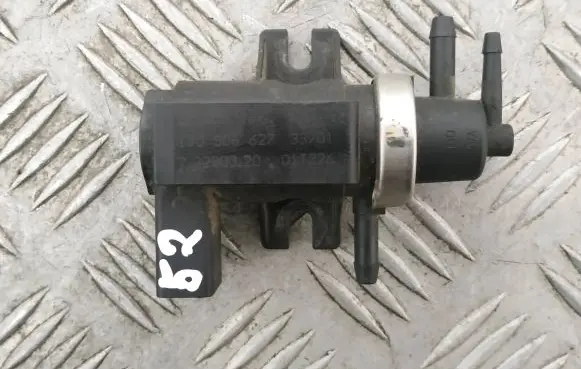 Volkswagen Golf IV Turbo solenoid valve 1J0906627