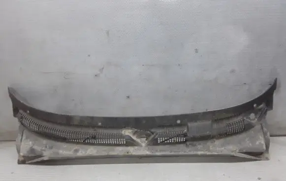 Dodge Durango Wiper trim