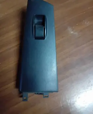 Toyota Corolla E120 E130 Front door window switch trim 8242B0URB0N 7423102300