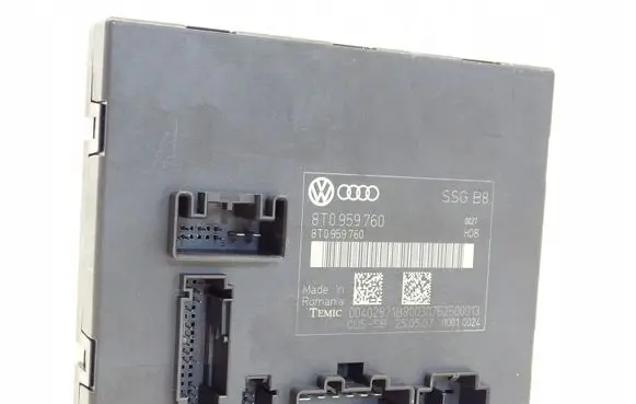 Audi A5 8T 8F Seat control module 8T0959760