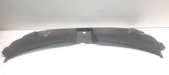 Radiator trim