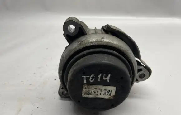 BMW X3 F25 Engine mount bracket 6785716
