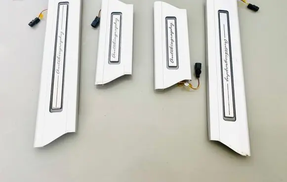 Land Rover Range Rover L405 sill trim set (inner) CPLA13244DC LR067279 CPLA13245DC