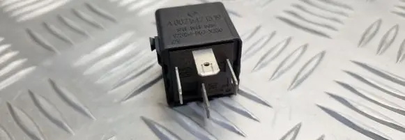 Mercedes-Benz A W168 Other relay A0025421319