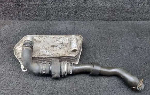 Volkswagen PASSAT B7 Transmission/gearbox oil cooler 02E409061B 3AA122101G