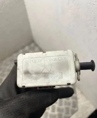 Brake pedal sensor switch